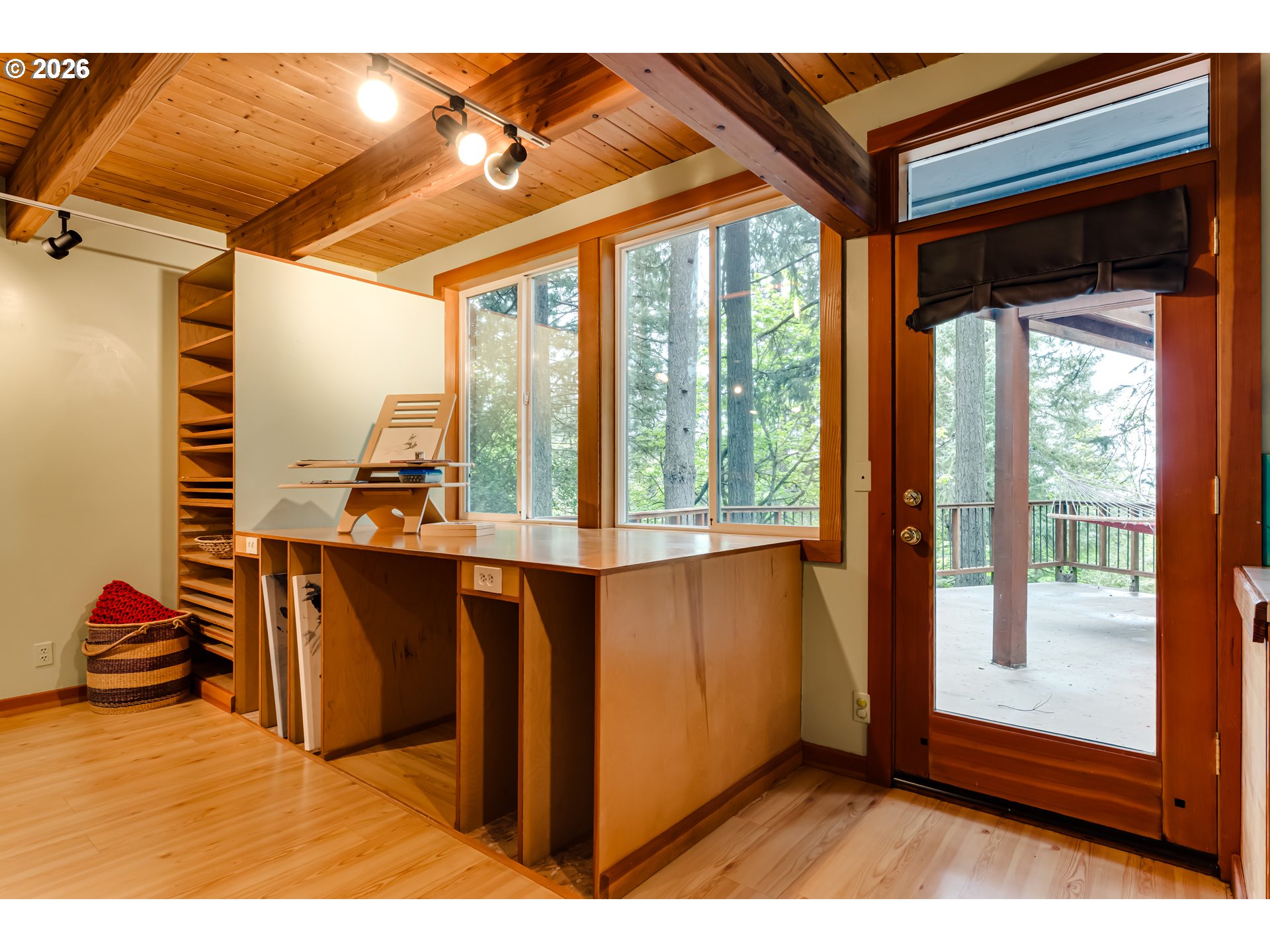 3210 Inspiration Point Drive Eugene, OR 97405 - Photo 10 of 45