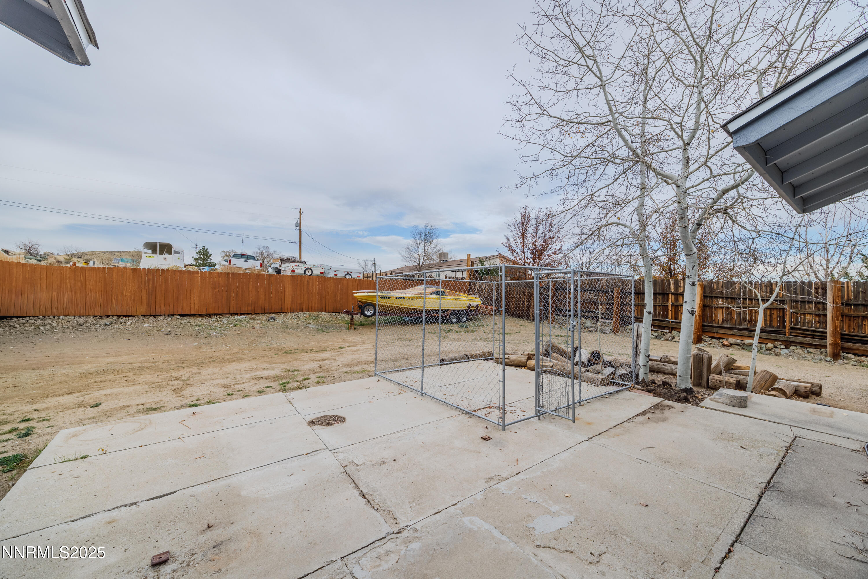 375 Hoge Road Reno, NV 89506 - Photo 23 of 36 a view of a terrace with chairs