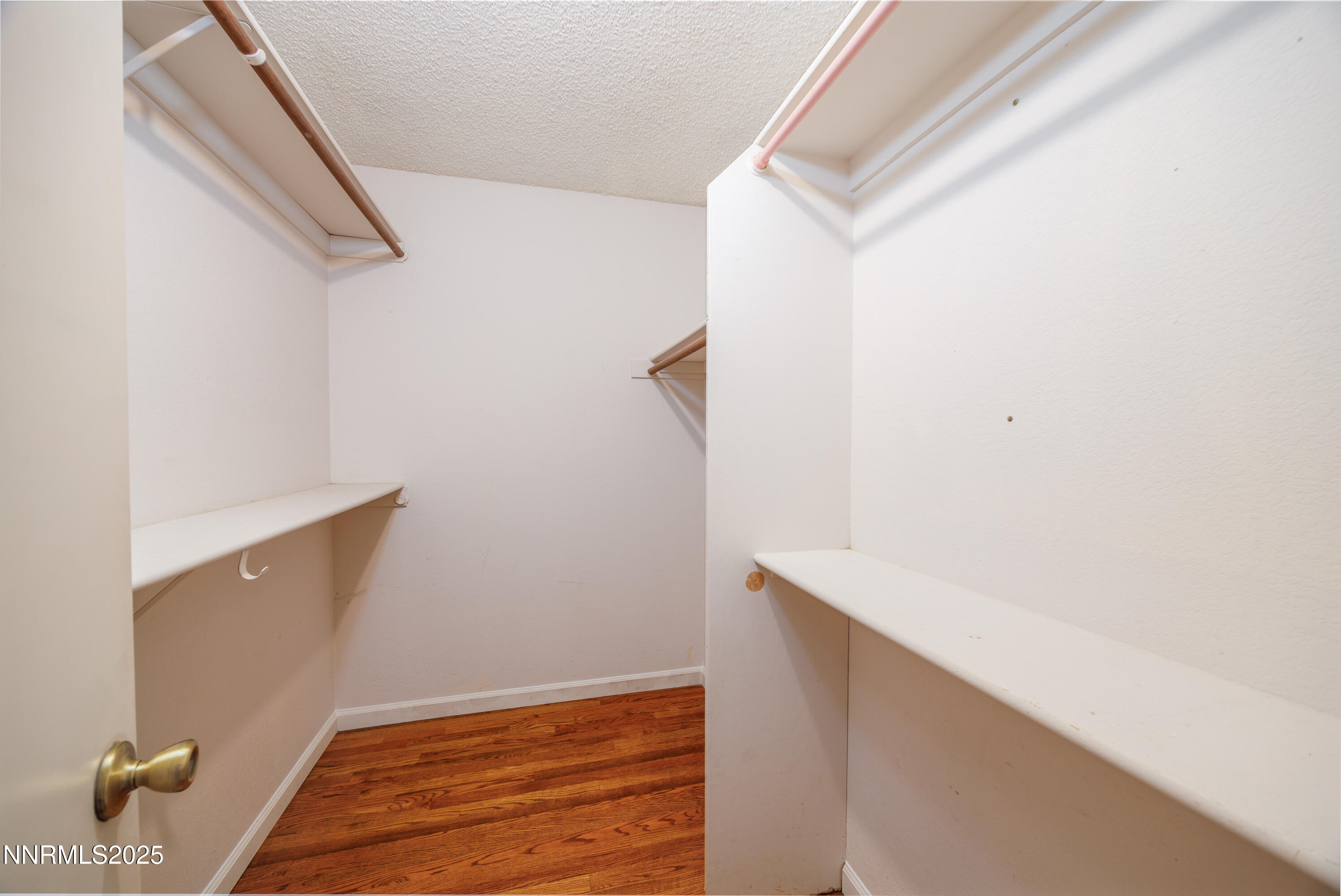 375 Hoge Road Reno, NV 89506 - Photo 9 of 36 a view of entryway