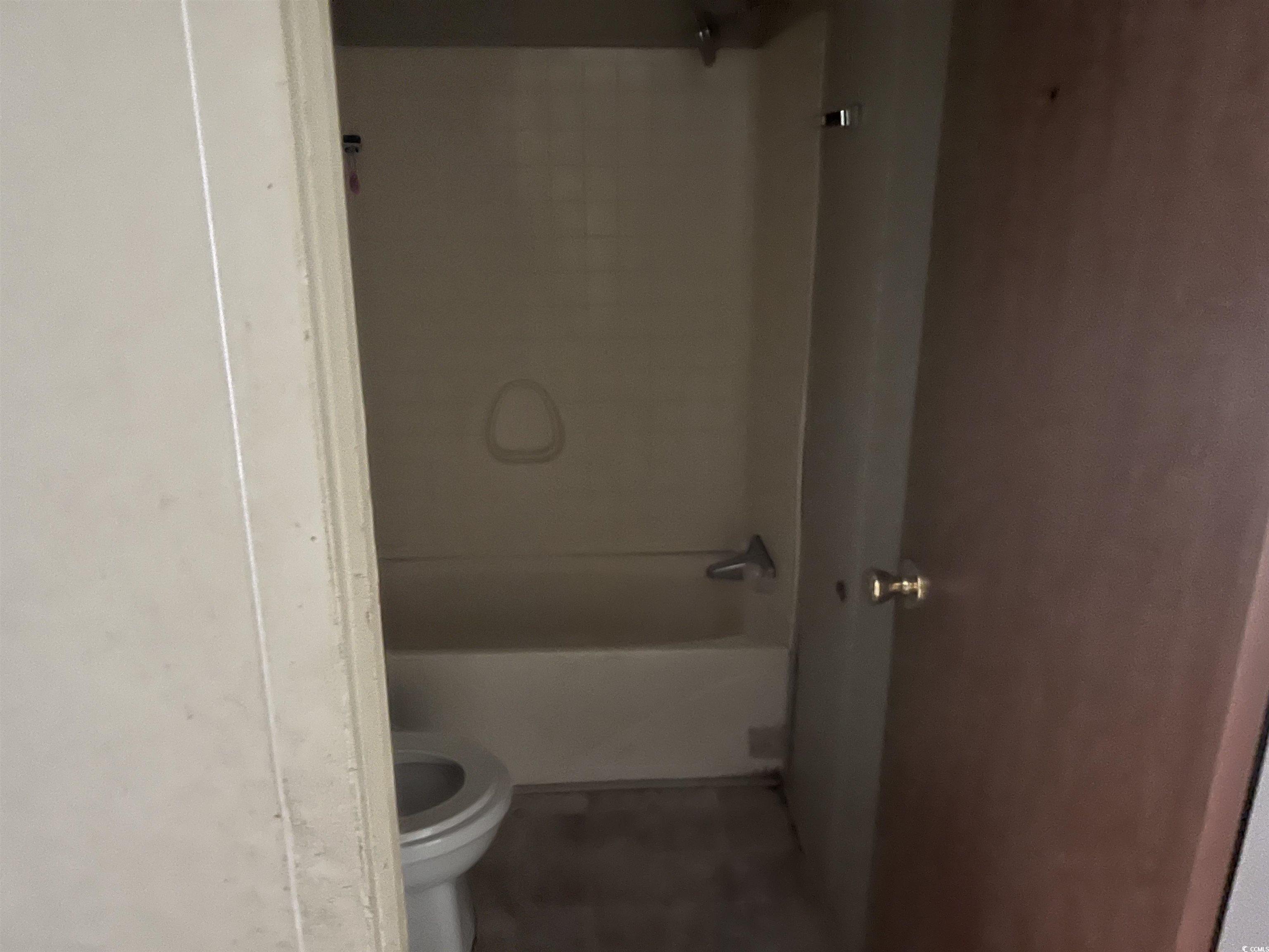 1118 Decatur Street Northeast Orangeburg, SC 29118 - Photo 10 of 14 Full bathroom featuring toilet and bathing tub / shower combination