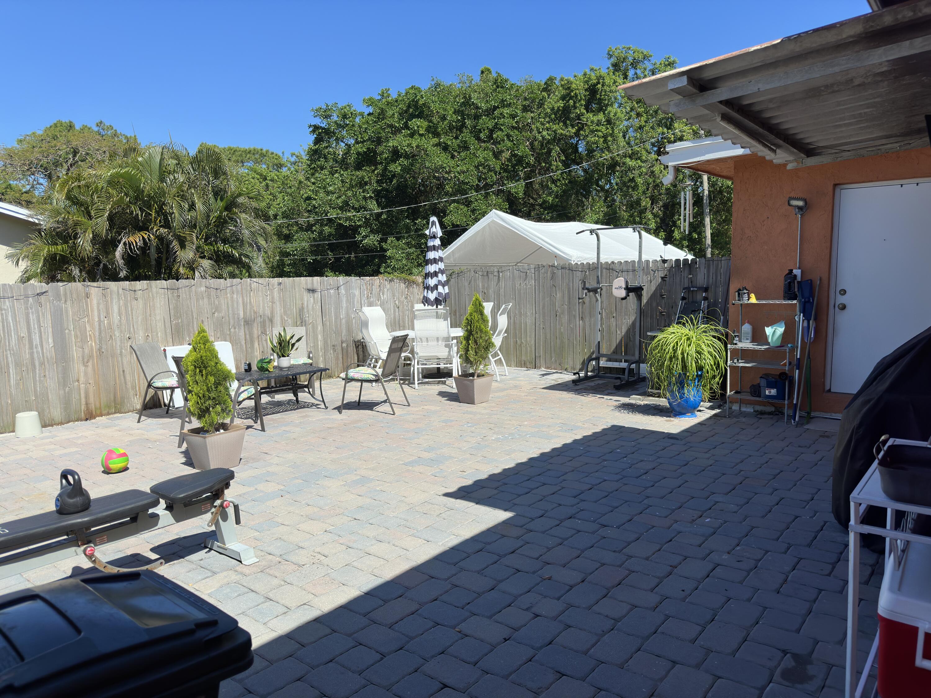 5655 Mango Road West Palm Beach, FL 33413 - Photo 16 of 67 IMG_3447