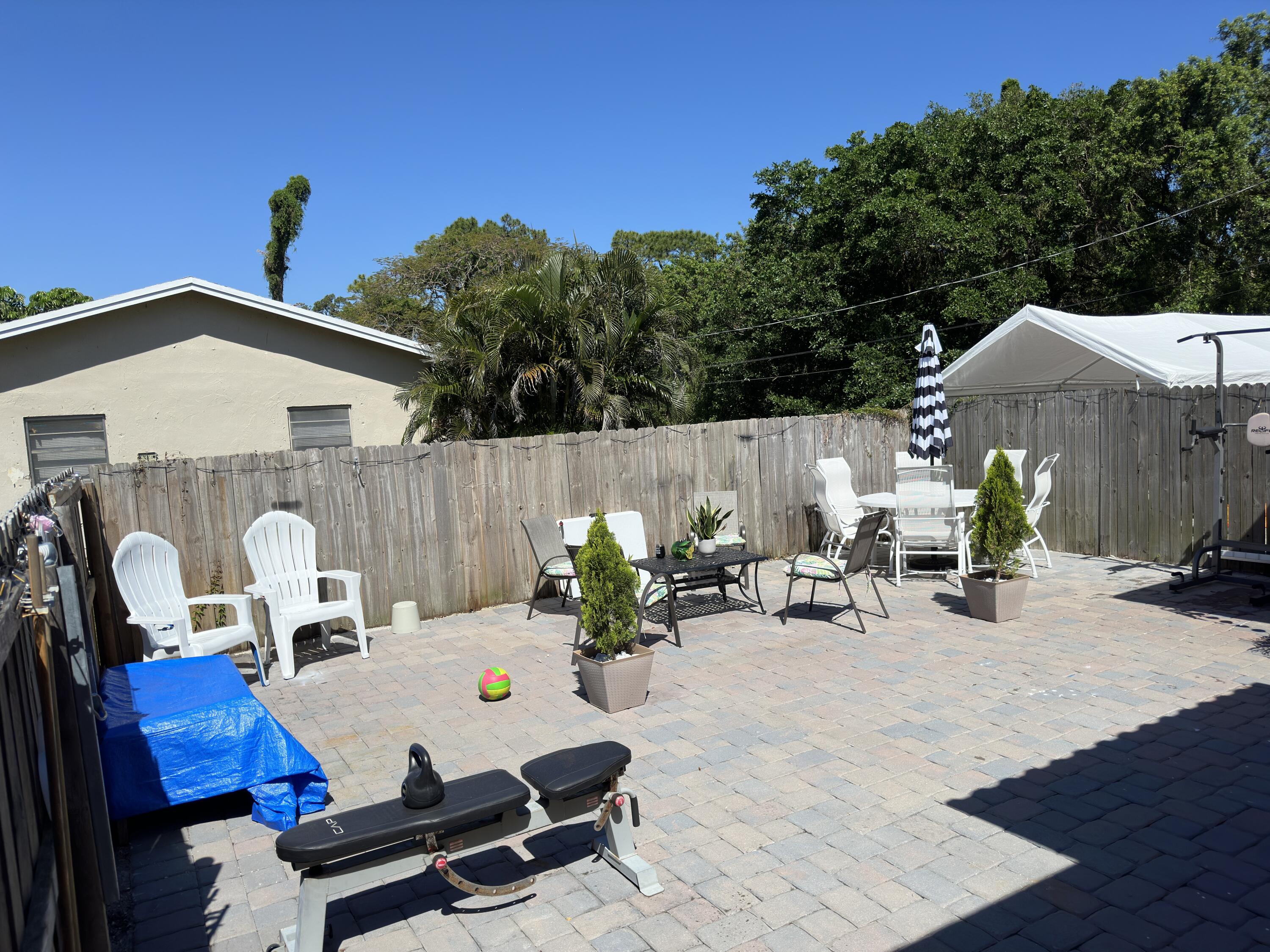 5655 Mango Road West Palm Beach, FL 33413 - Photo 17 of 67 IMG_3448