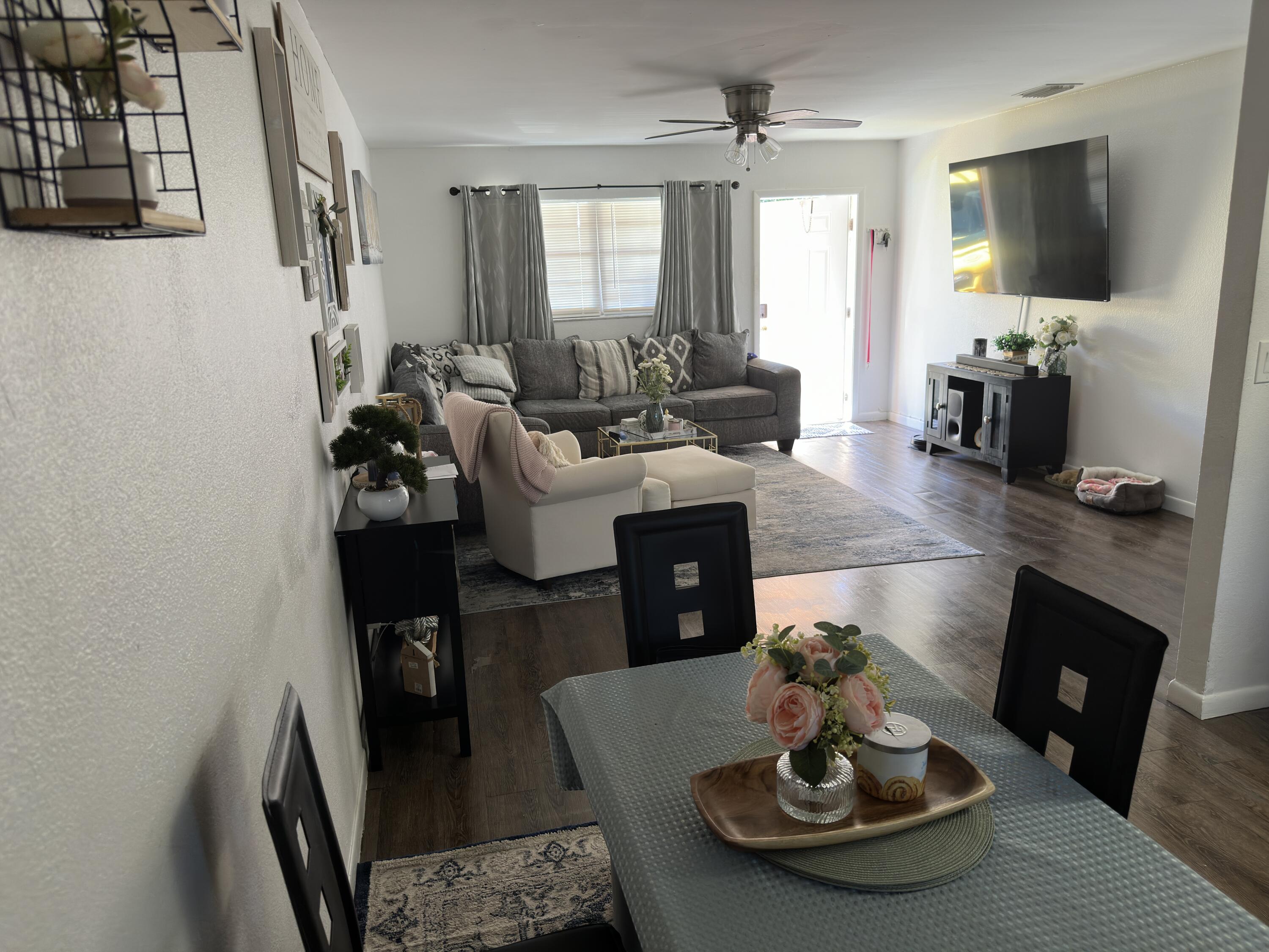 5655 Mango Road West Palm Beach, FL 33413 - Photo 33 of 67 IMG_3467