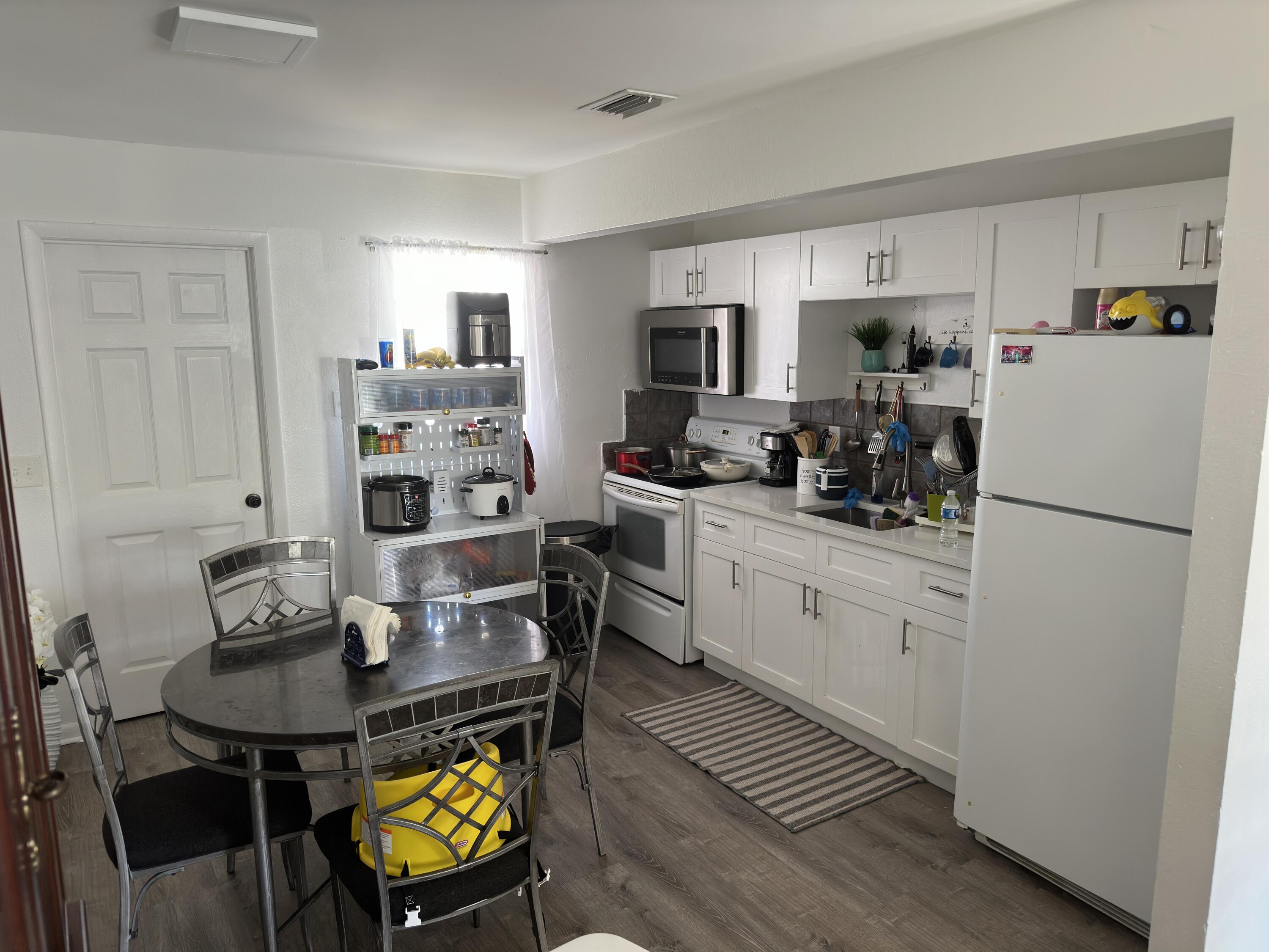 5655 Mango Road West Palm Beach, FL 33413 - Photo 35 of 67 IMG_3469