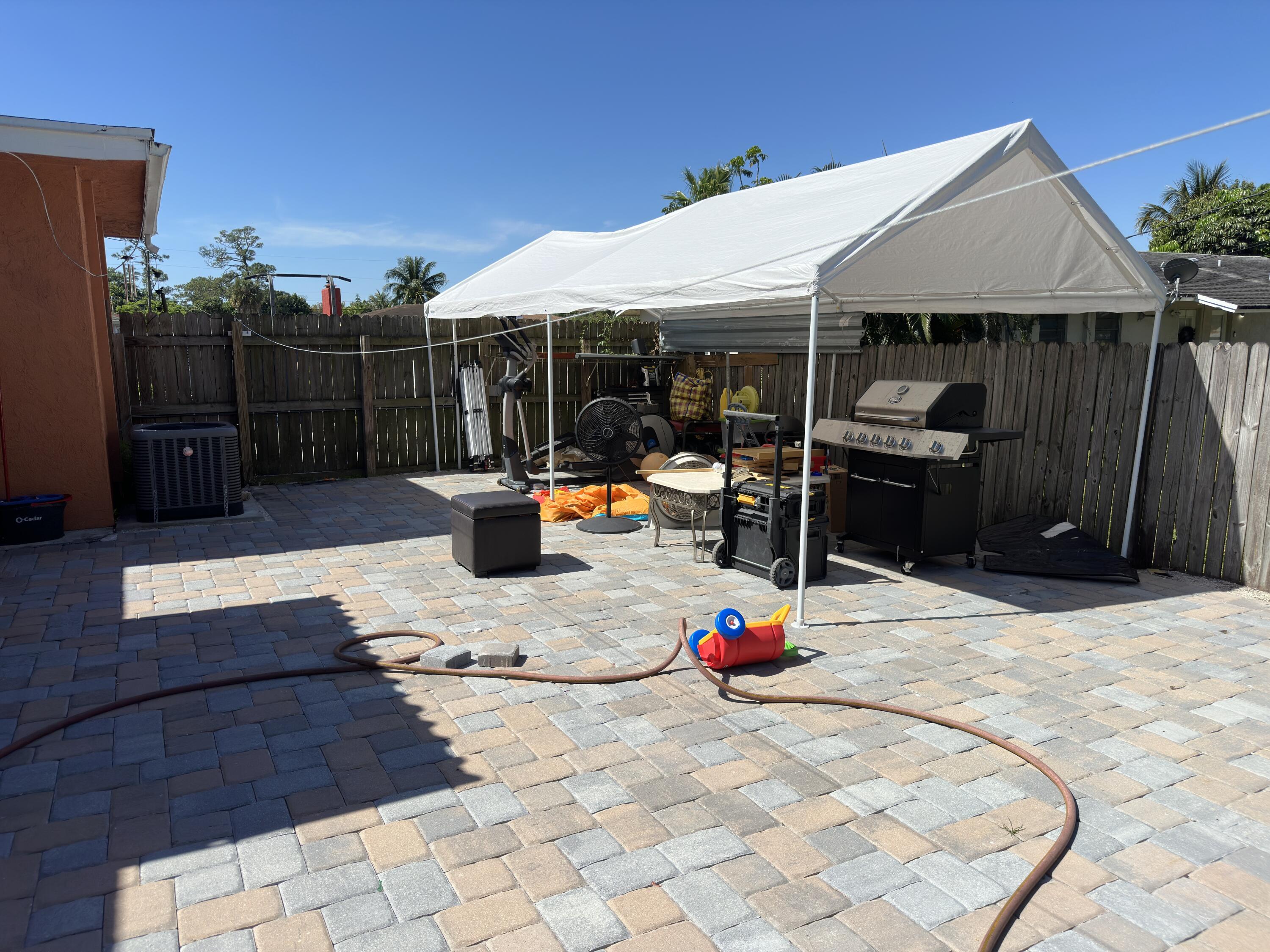 5655 Mango Road West Palm Beach, FL 33413 - Photo 10 of 67 IMG_3438