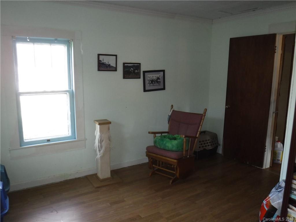 2787 Piney Road Morganton, NC 28655 - Photo 5 of 28 Gallery Image 5