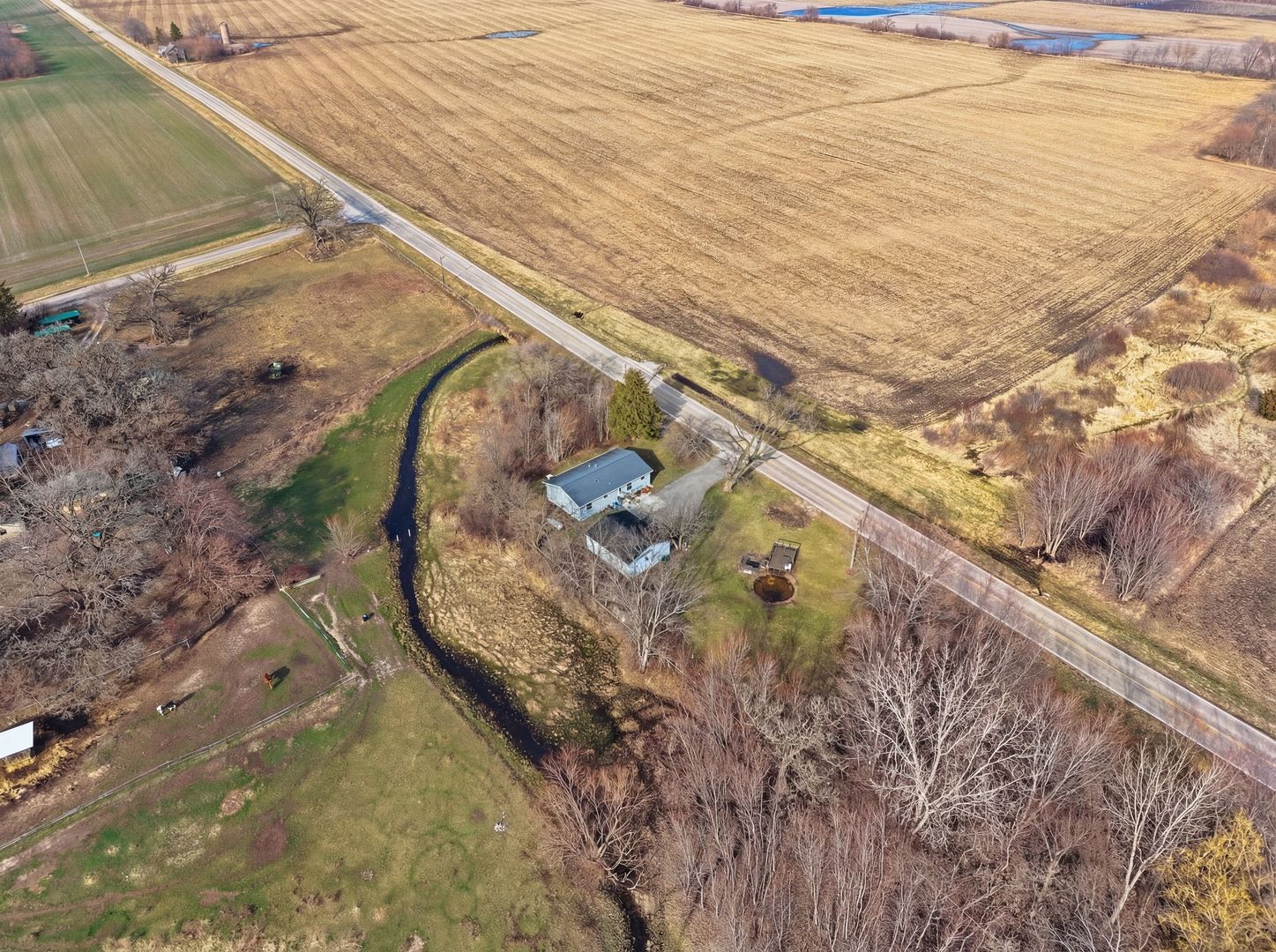 23007 Lovell Road Sycamore, IL 60178 - Photo 14 of 40 Gallery Image 14