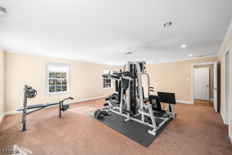 21 Angus Lane Warren, NJ 07059 - Photo 38 of 48