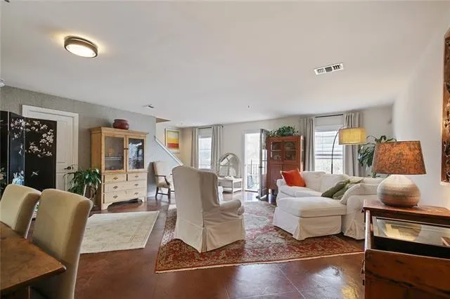 $2,000 | Undisclosed Address, Mandeville, LA 70448