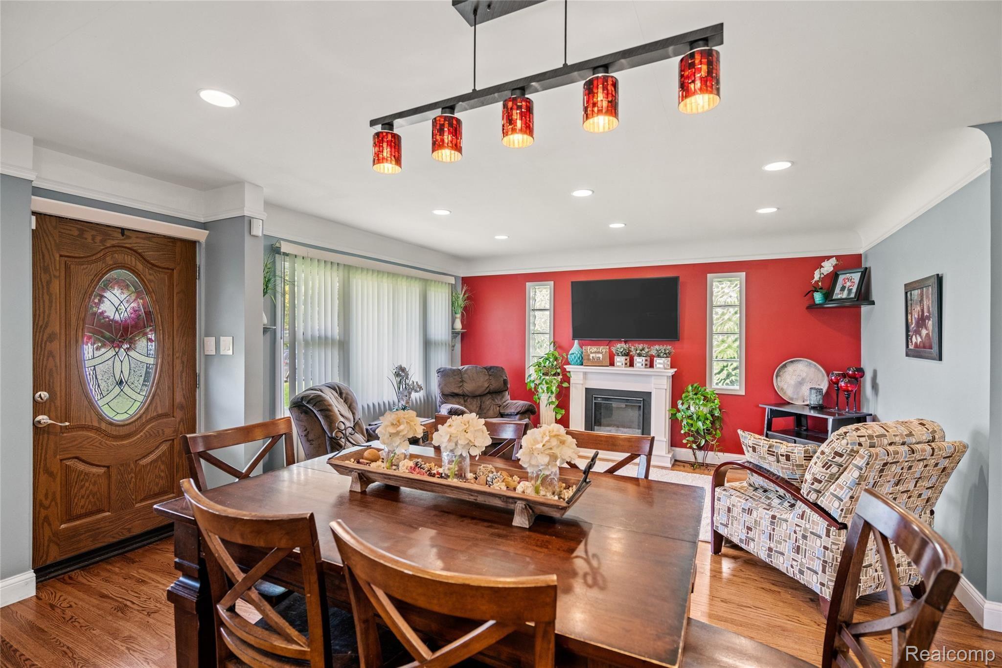 2447 Eastern Avenue Rochester, MI 48307 - Photo 10 of 41 Eastern-10.jpg