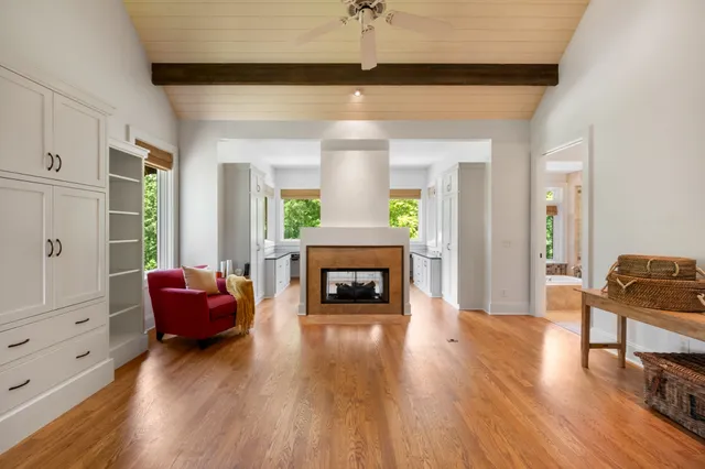 a view of a bunch of trees in front of main