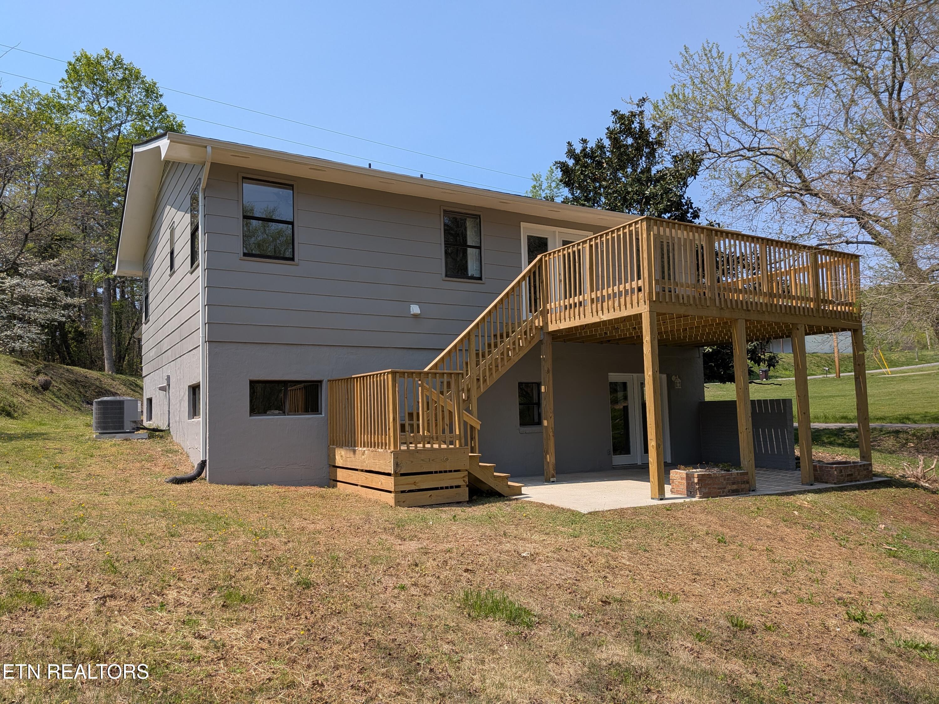 153 Watson Circle Clinton, TN 37716 - Photo 59 of 59 PXL_20260407_175651664
