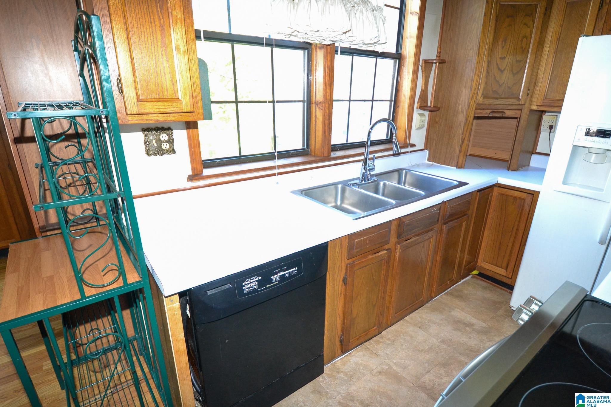 200 Gay Avenue Lineville, AL 36266 - Photo 11 of 54