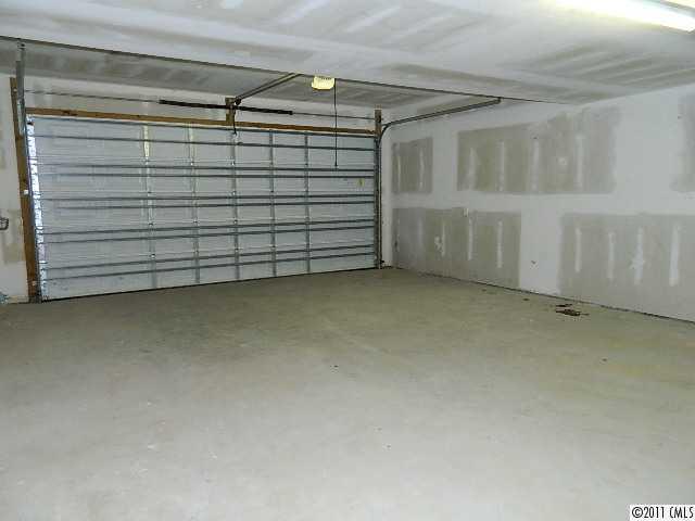 833 Myrtle Clark Kelly Road Mount Holly, NC 28120 - Photo 11 of 16 Gallery Image 11