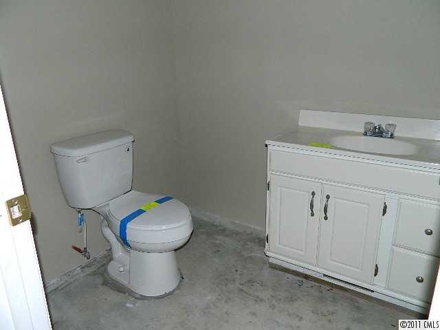 833 Myrtle Clark Kelly Road Mount Holly, NC 28120 - Photo 13 of 16 Gallery Image 13