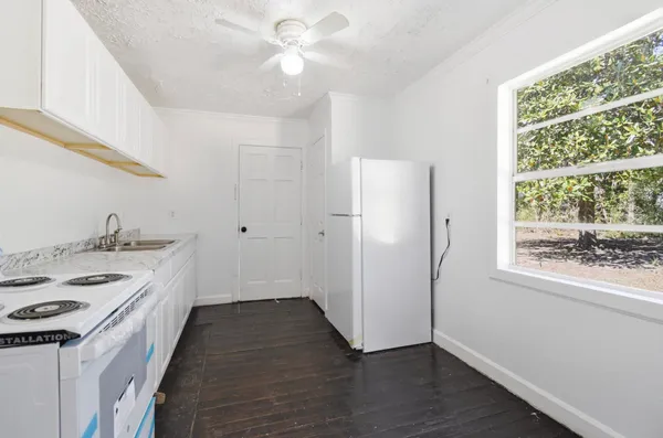 $105,000 | 207 South Hinley Street, Perry, FL 32347
