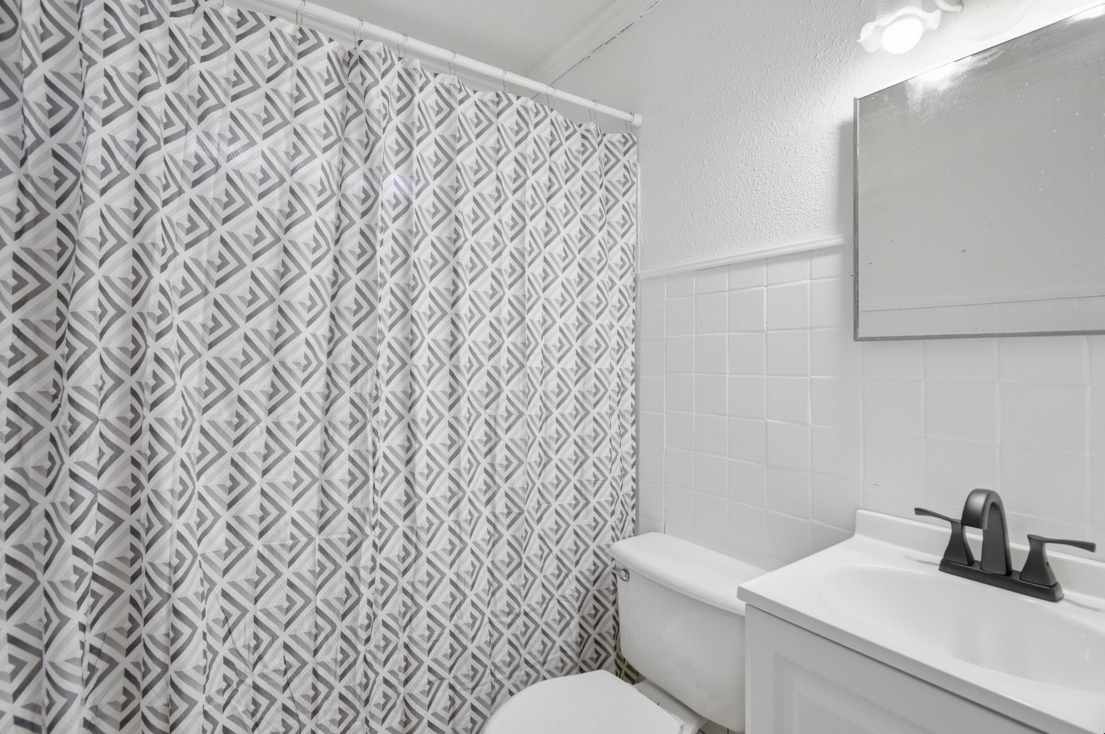 207 South Hinley Street Perry, FL 32347 - Photo 5 of 17