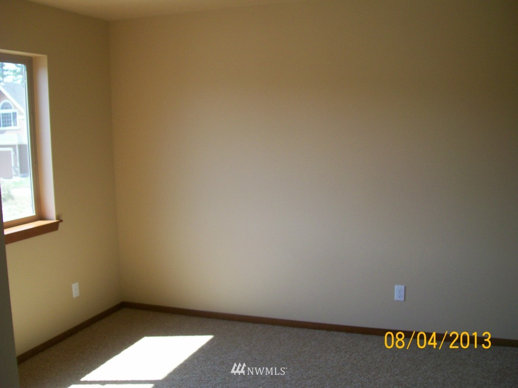 1008 Lyle Ridge Circle Oak Harbor, WA 98277 - Photo 13 of 20 Gallery Image 13