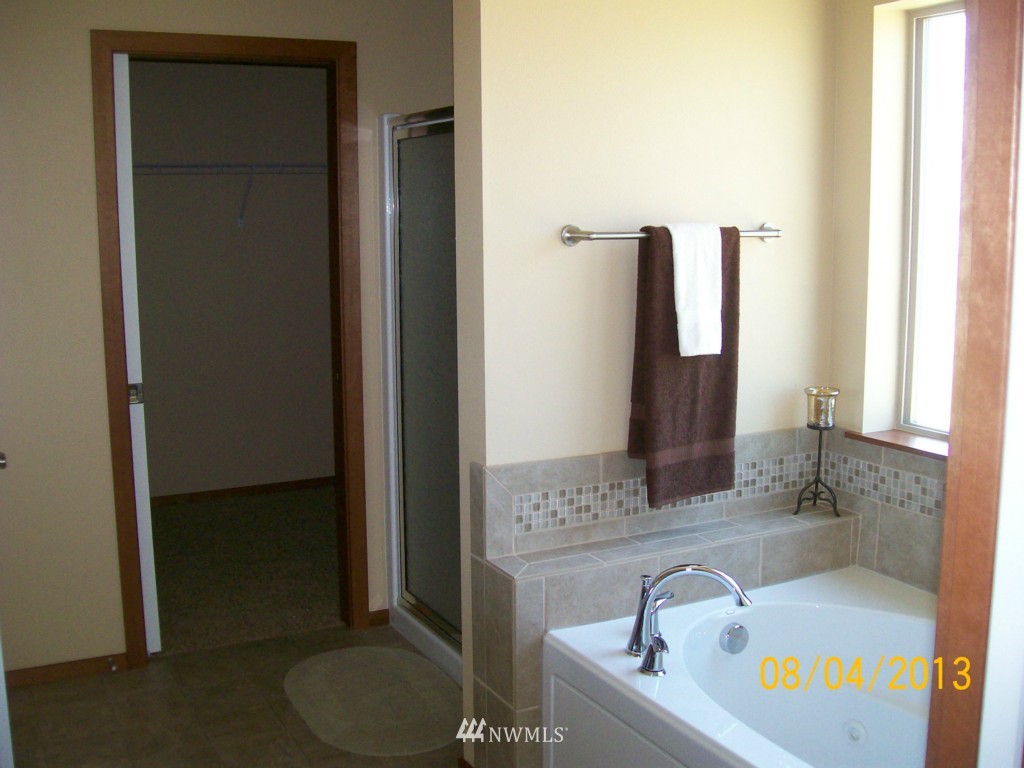 1008 Lyle Ridge Circle Oak Harbor, WA 98277 - Photo 17 of 20 Gallery Image 17