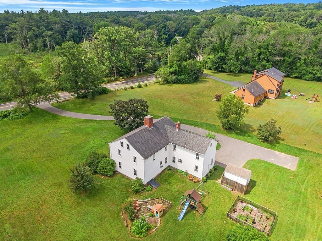 239 High Plain Road Andover, MA 01810 - Photo 11 of 42 Gallery Image 11