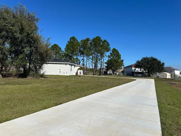 a view of outdoor space yard and entertaining space