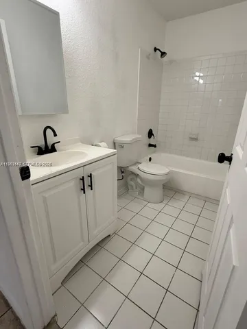 $2,900 | 2155 Northwest 64th Street, Unit 2155, Miami, FL 33147