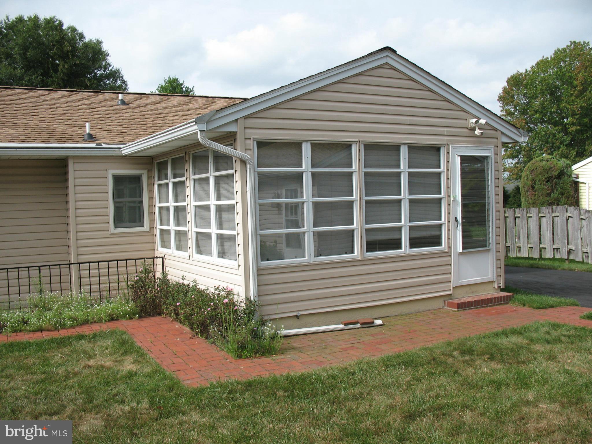 9618 Trepid Road Baltimore, MD 21236 - Photo 22 of 30 Enclosed Sun Porch
