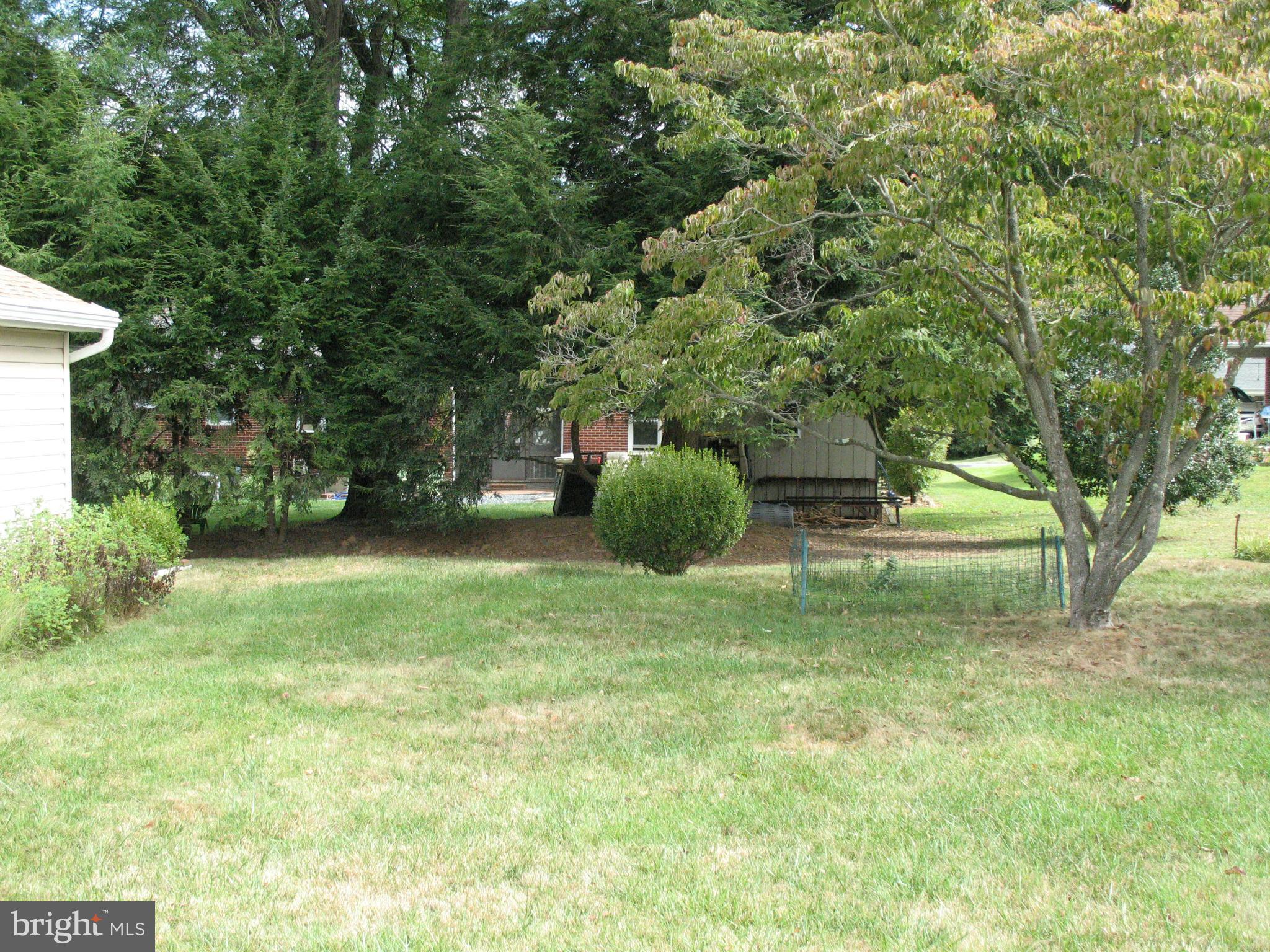 9618 Trepid Road Baltimore, MD 21236 - Photo 28 of 30 Rear Yard
