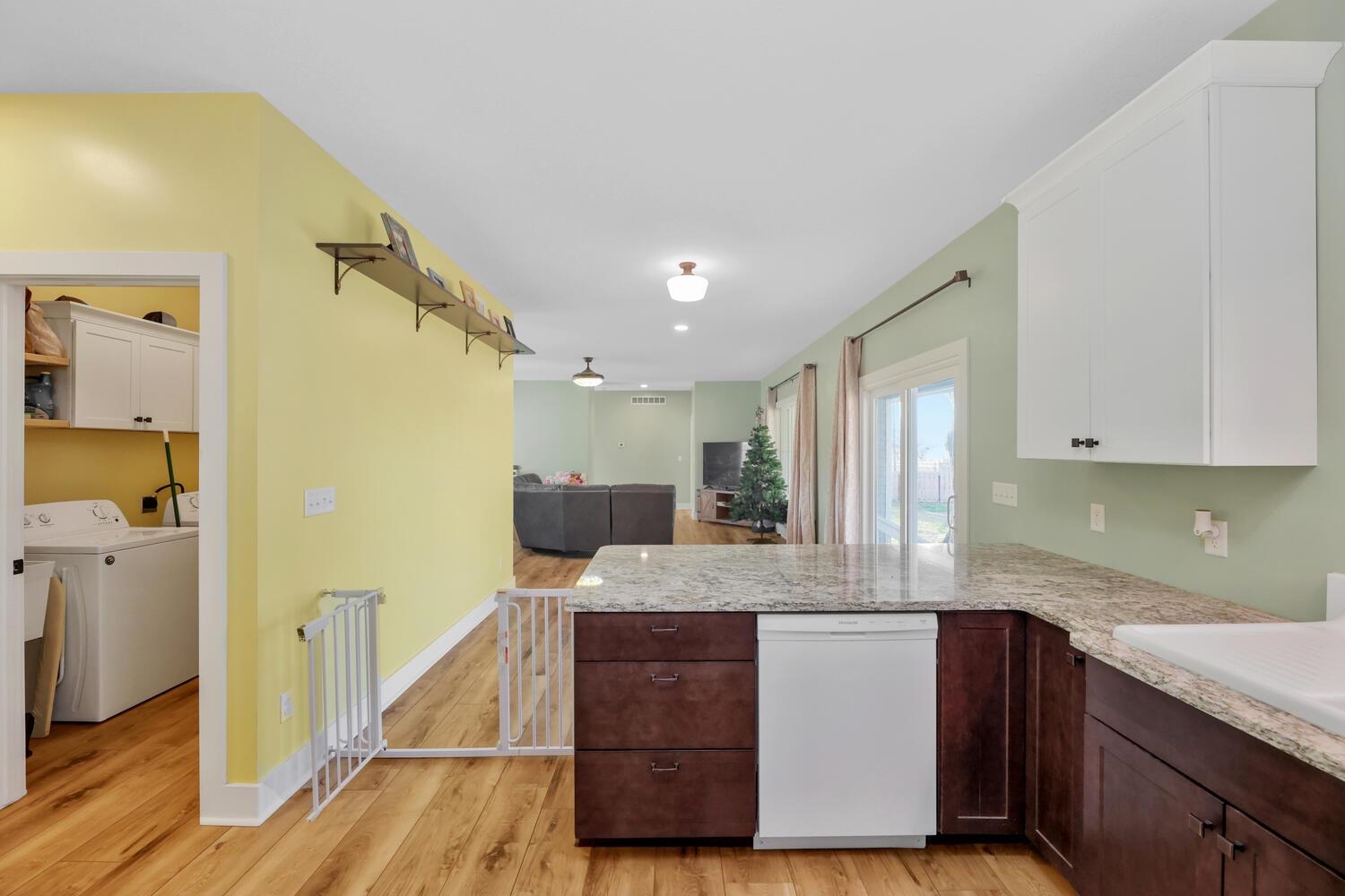 613 South Forrest Street Douglass, KS 67039 - Photo 14 of 36