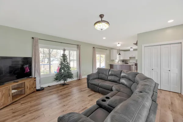 $240,000 | 613 South Forrest Street, Douglass, KS 67039