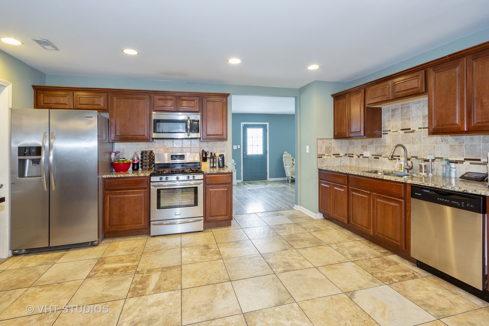 73 Pueblo Road Montgomery, IL 60538 - Photo 3 of 11
