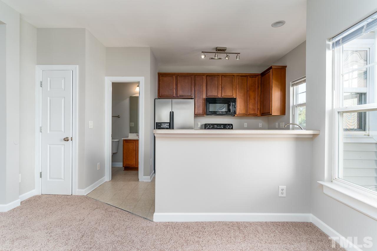 2811 Ulster Alley Raleigh, NC 27606 - Photo 11 of 24