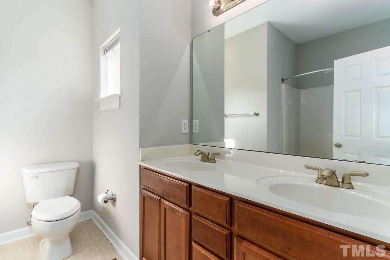 2811 Ulster Alley Raleigh, NC 27606 - Photo 15 of 24
