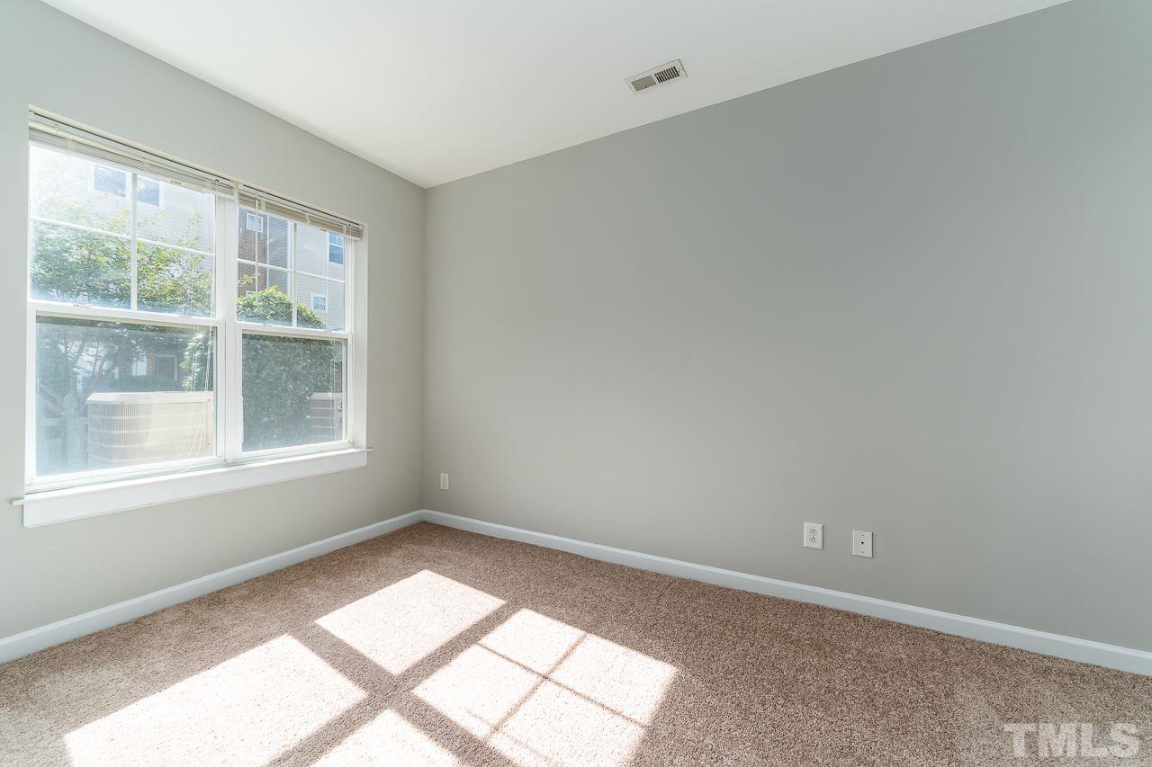 2811 Ulster Alley Raleigh, NC 27606 - Photo 5 of 24
