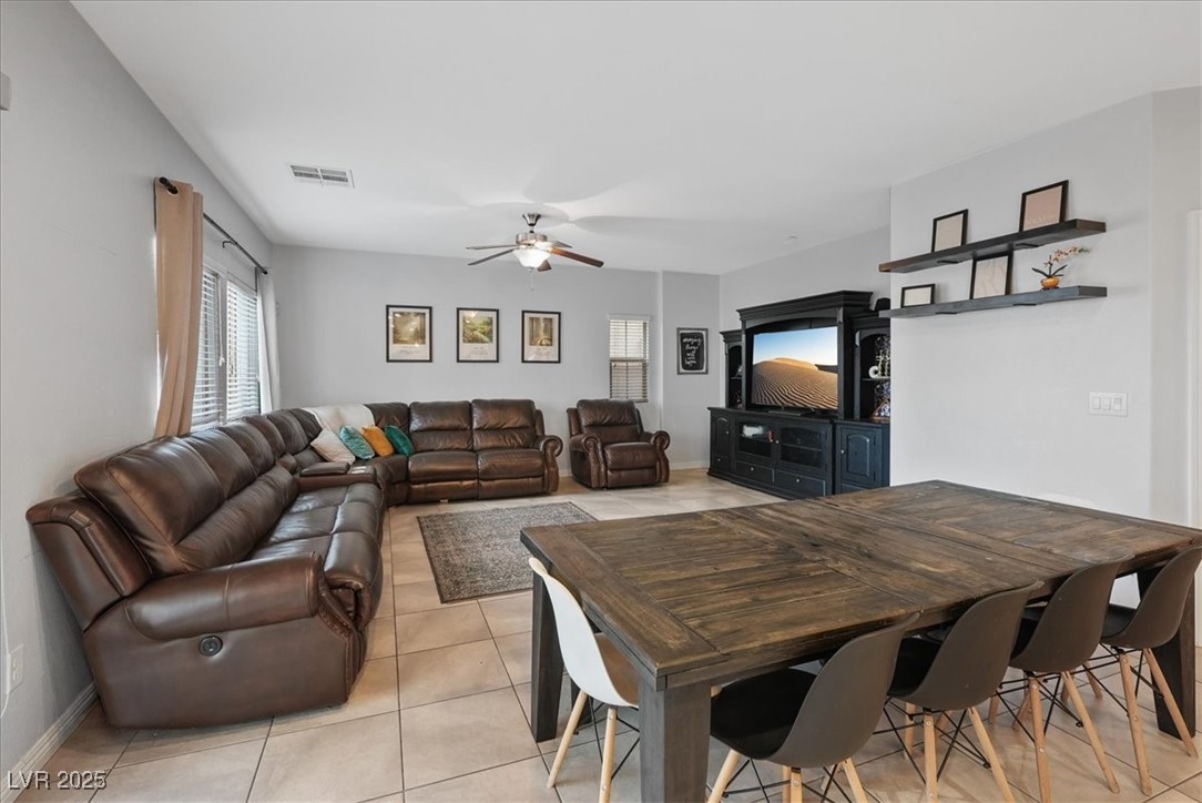 1070 Fish Pond Avenue Henderson, NV 89014 - Photo 12 of 32