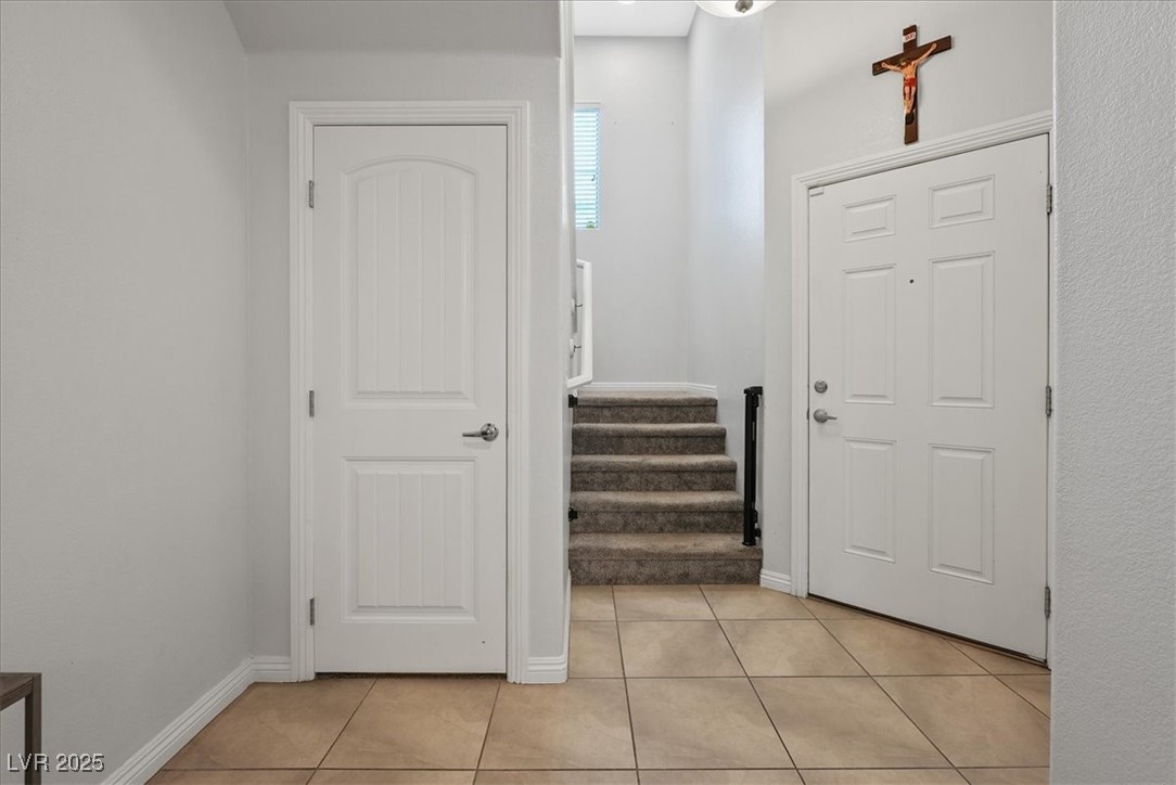 1070 Fish Pond Avenue Henderson, NV 89014 - Photo 13 of 32