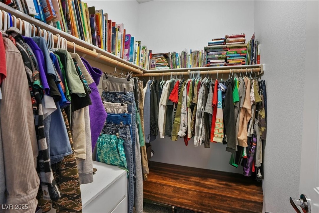 1070 Fish Pond Avenue Henderson, NV 89014 - Photo 20 of 32