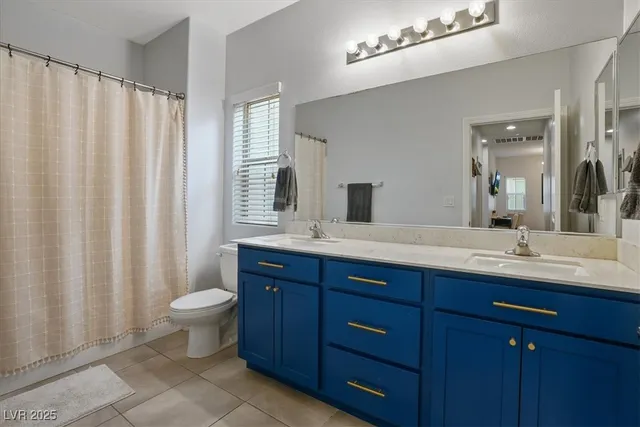 $499,999 | 1070 Fish Pond Avenue, Henderson, NV 89014