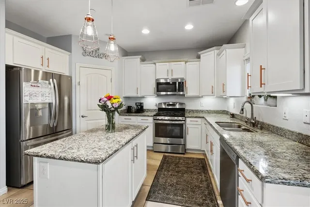 $499,999 | 1070 Fish Pond Avenue, Henderson, NV 89014