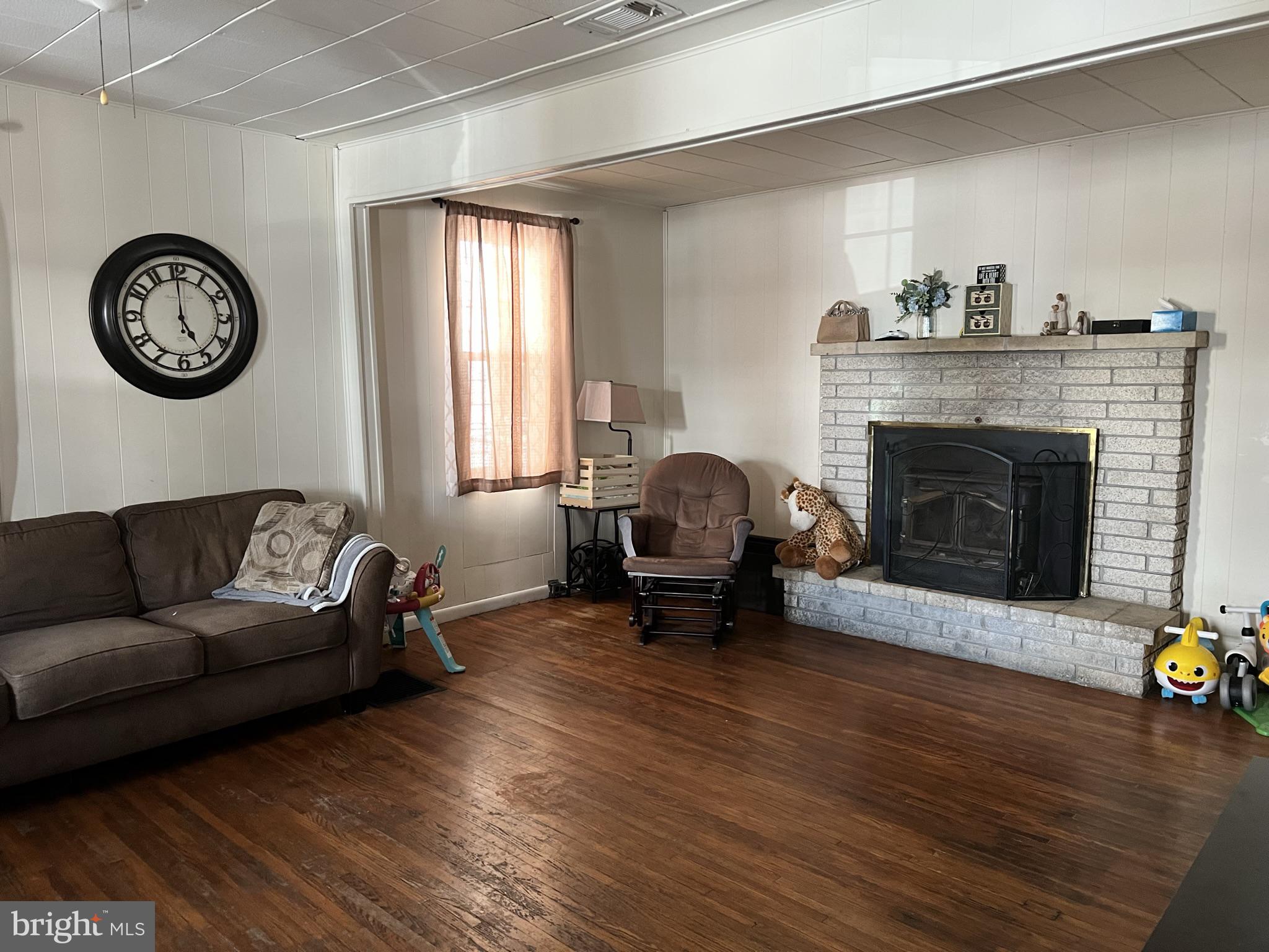 222 Magnolia Street Manheim, PA 17545 - Photo 6 of 23