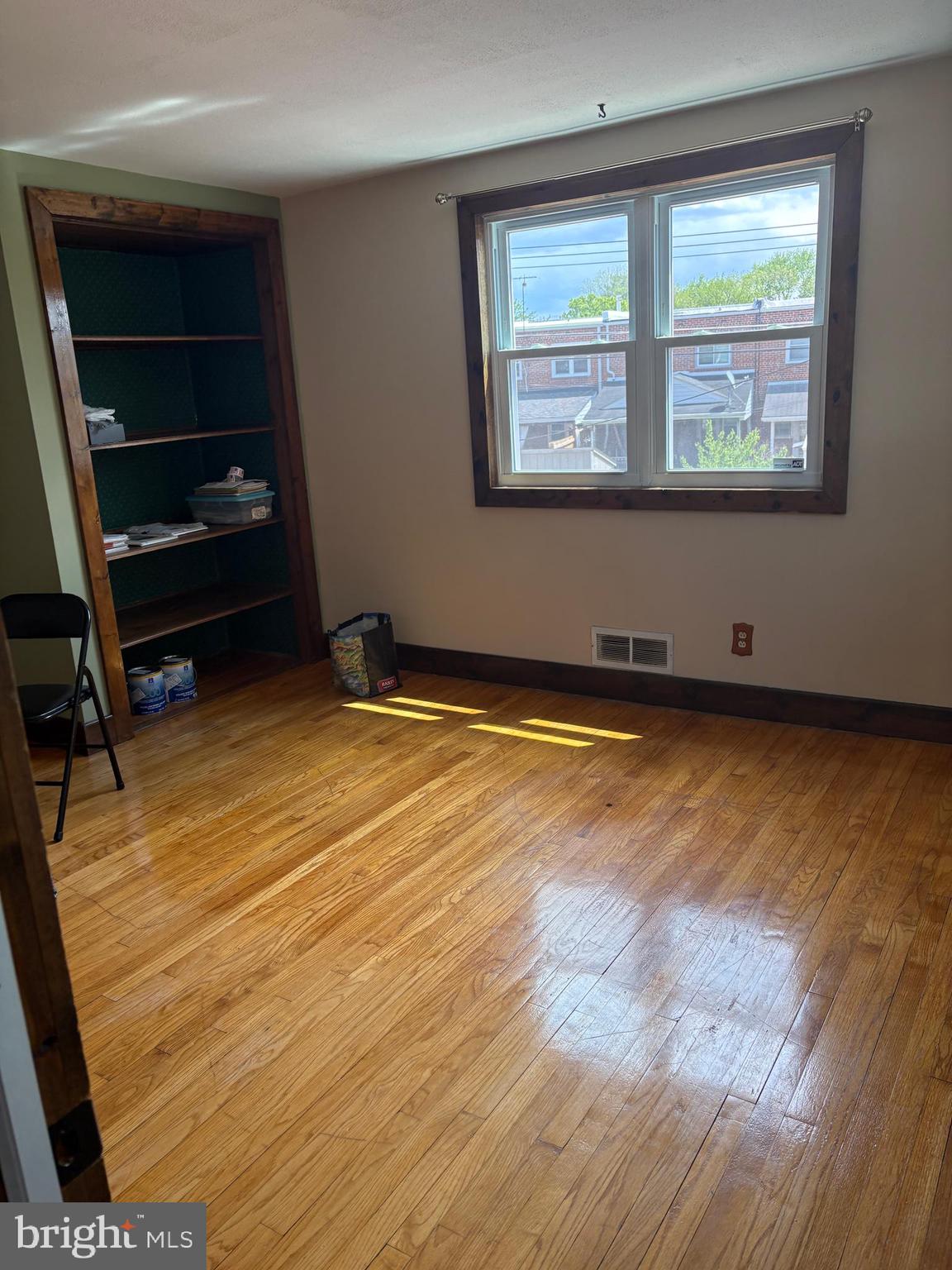 1809 Merritt Boulevard Baltimore, MD 21222 - Photo 20 of 33 a view of an empty room with a window