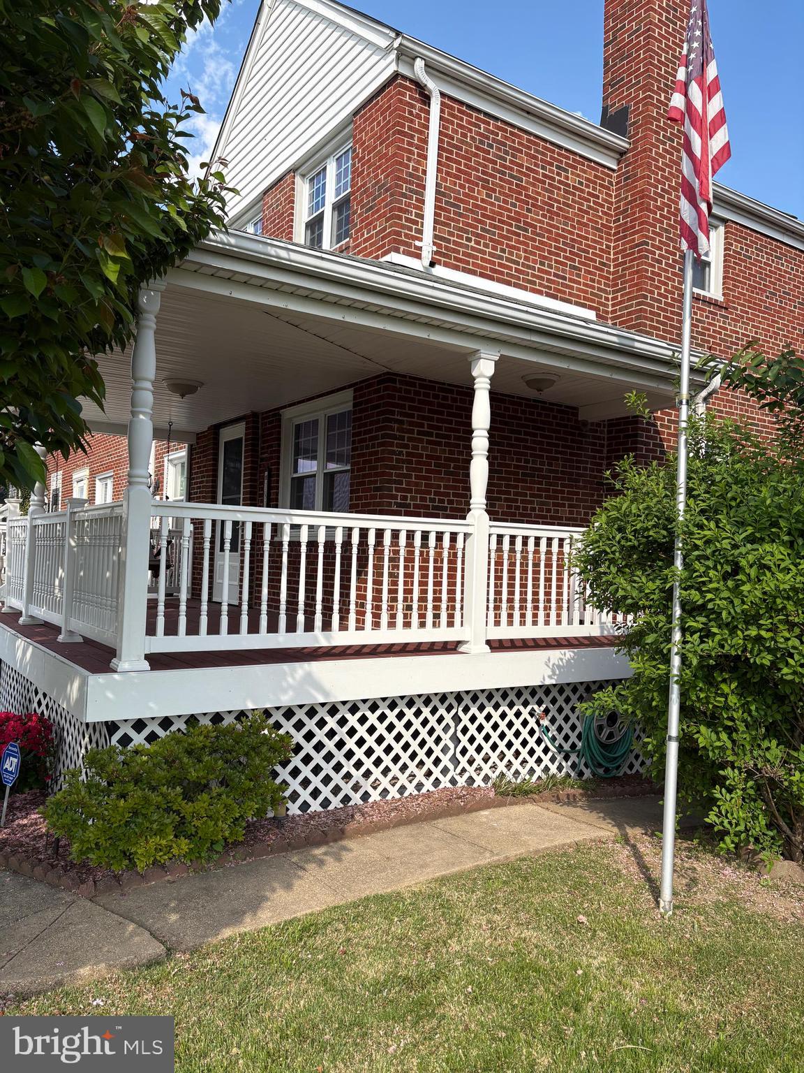 1809 Merritt Boulevard Baltimore, MD 21222 - Photo 2 of 33 front view of a house