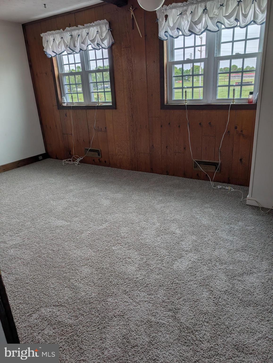 1809 Merritt Boulevard Baltimore, MD 21222 - Photo 24 of 33 an empty room with windows