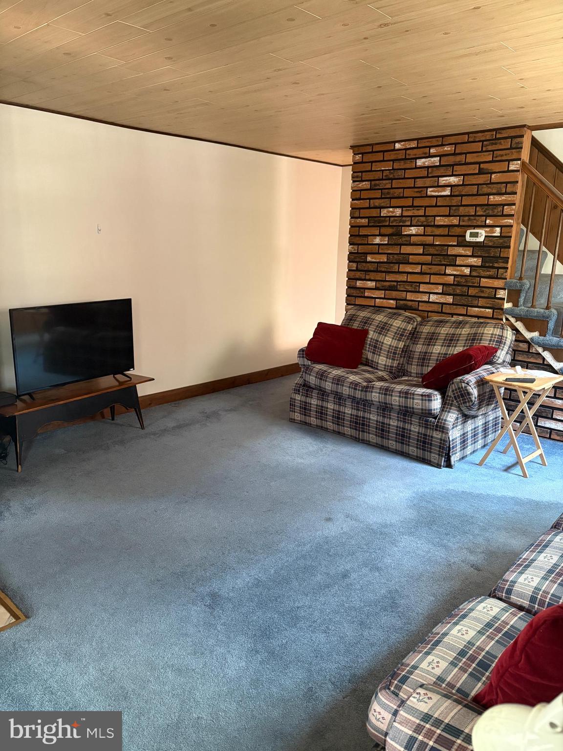1809 Merritt Boulevard Baltimore, MD 21222 - Photo 6 of 33 a view of workspace with furniture