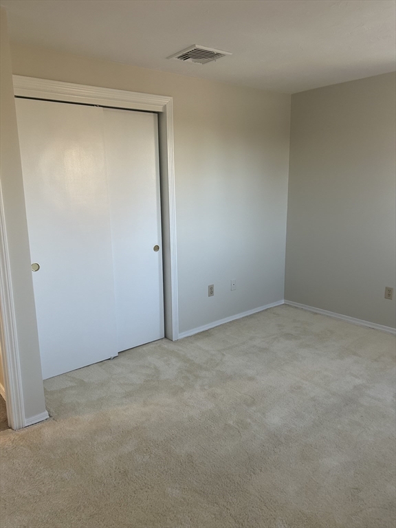 34 Uxbridge Road Sutton, MA 01590 - Photo 19 of 37 a view of an empty room