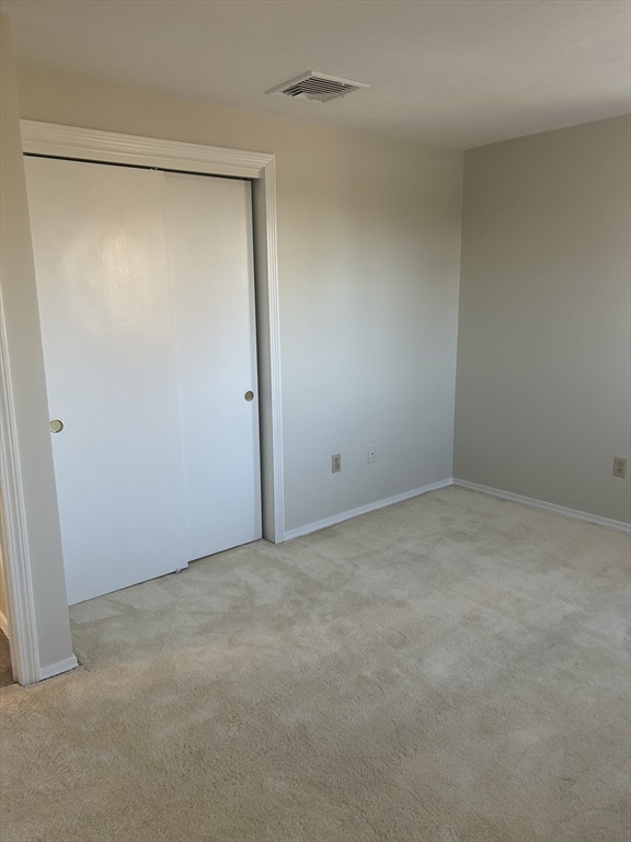 34 Uxbridge Road Sutton, MA 01590 - Photo 31 of 37 a view of an empty room
