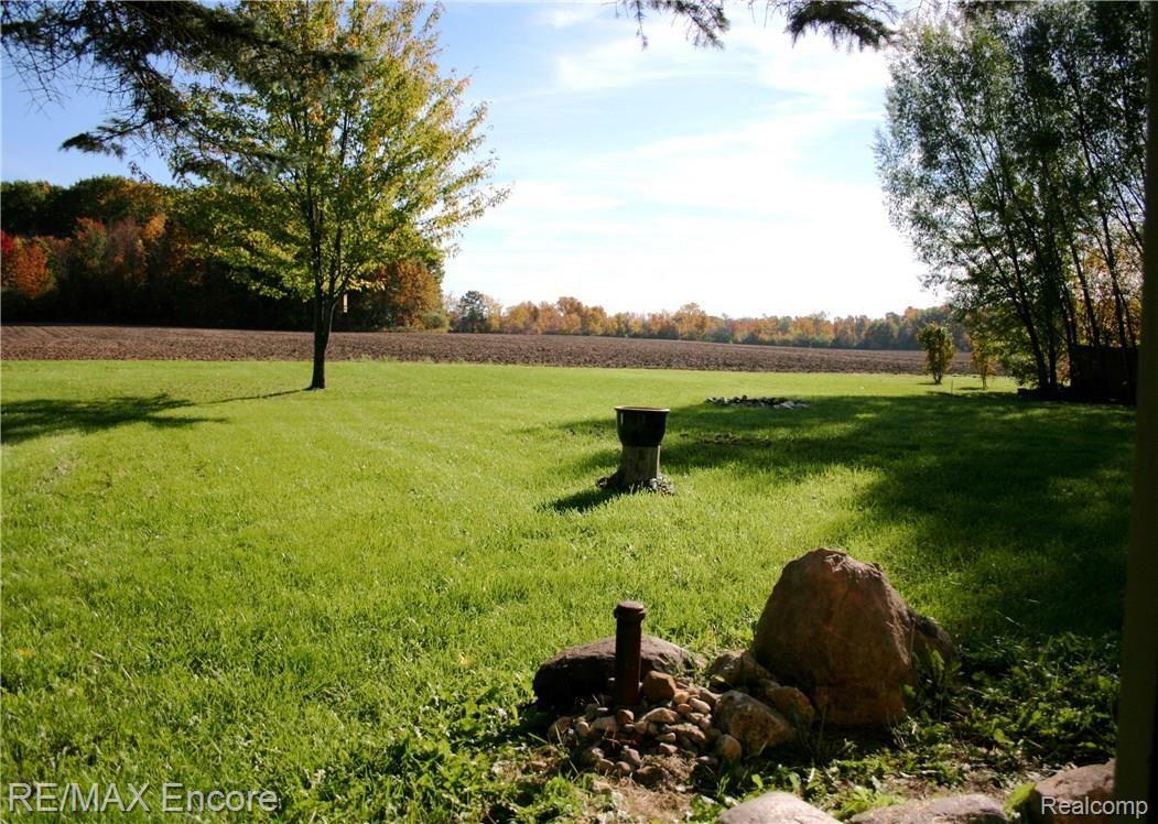 7161 Brewer Road Flint, MI 48507 - Photo 29 of 30 IMG_2207.JPG