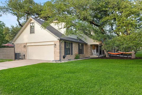 $1,690,110 | 10721 Fountainbleu Circle, Austin, TX 78750