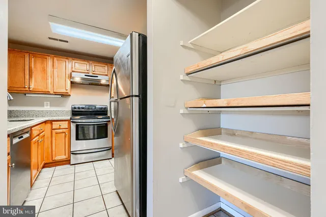 $2,300 | 123 West Barre Street, Unit 403, Baltimore, MD 21201