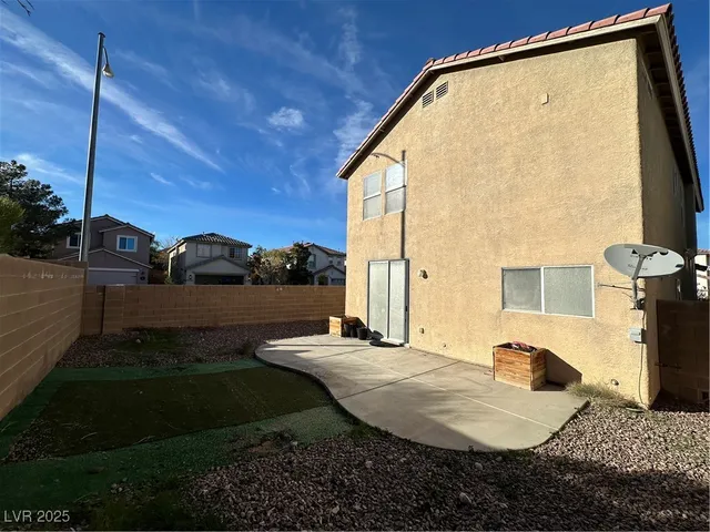 $2,100 | 6277 Canebrake Court, Las Vegas, NV 89141